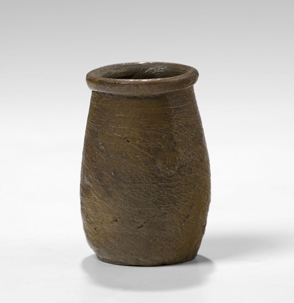 Tonvormig zalfpotje (Farmsum)